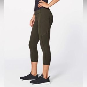 Speed Up tight 21” High Rise Crop Legging 8